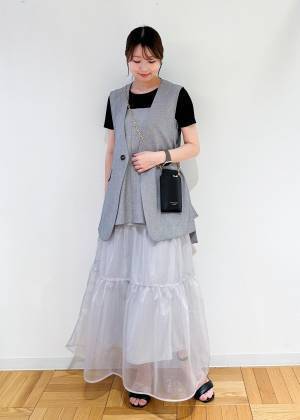 今スグ真似したい♡【最旬ベスト】を使った「レイヤードコーデ術」とは？