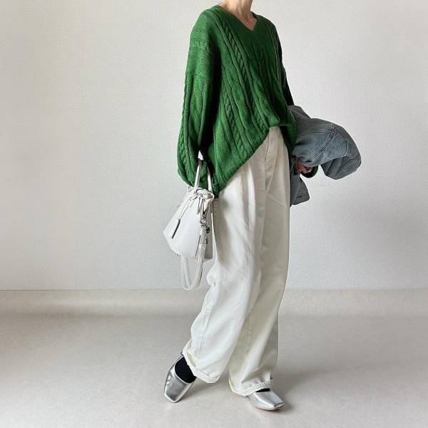 このキラキラ感、たまらん♡【GU】今狙いたい！ 大人っぽ「ストラップシューズ」