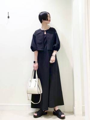 こりゃ買いかもッ！【グローバルワーク】セットでも単体でも可愛い♡「ボレロ付きジャンスカ」