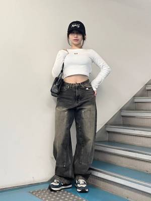 一点投入で最高に今っぽ！【ALAND】の「ショート丈トップス」で韓国アイドル気分に♡