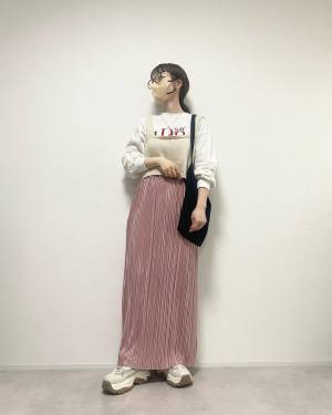 1枚で主役級の可愛さ！【しまむら】しまラーも惚れた♡「春スカート」