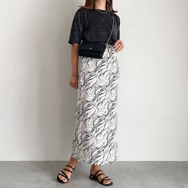 「チクチクしない」からノンストレス♡【しまむら】ラメが華やかな「人気コラボトップス」特集