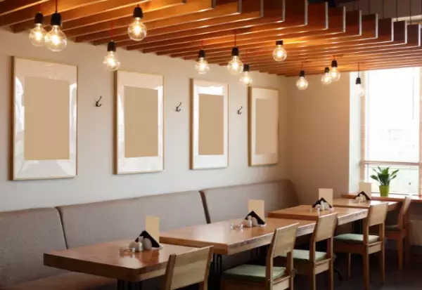 レストランで…店員「レディースランチです！」客「な…！？」突然『顔が青ざめた』客！？⇒その【予想外の理由】に驚愕！？