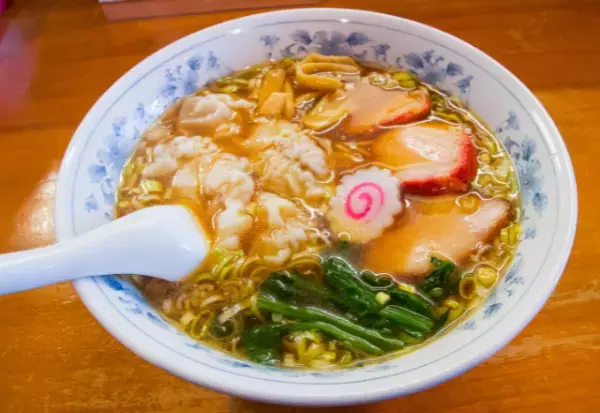 ラーメン屋で…店主「舌が貧しいんだな」客「…はあ？」その後…⇒店主のさらに”耳を疑う発言”に衝撃！