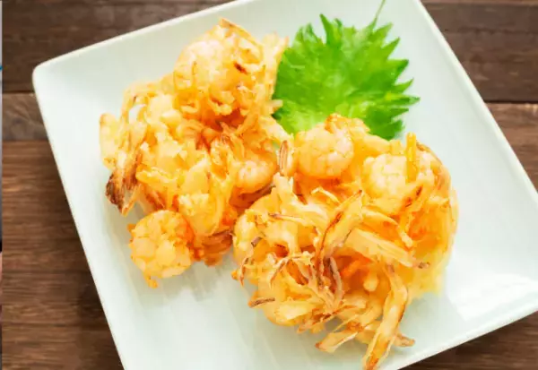 義母が用意した『かき揚げ』を見て…妹「食べちゃダメ！」姉「え？」⇒妹が気づいた【かき揚げの秘密】に…姉「嘘！？」