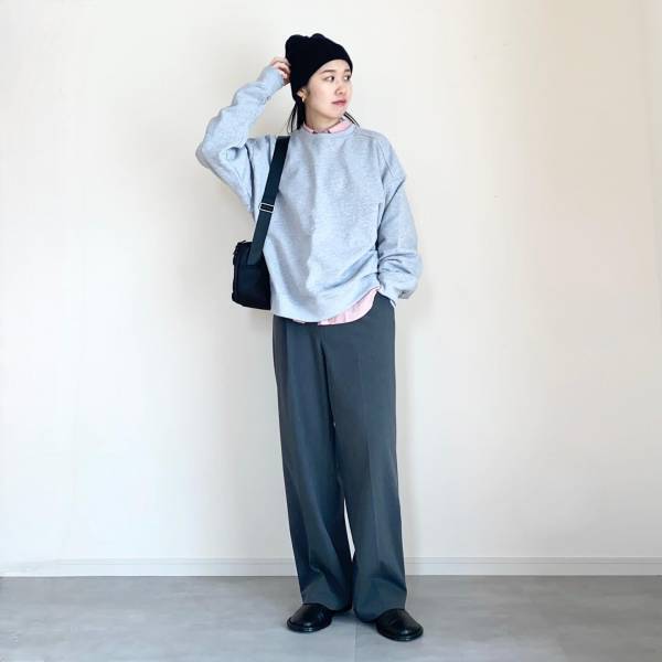 《何着あってもいい♡》【ユニクロ】カジュアルもクールもお任せあれ！「万能ワイドパンツ」