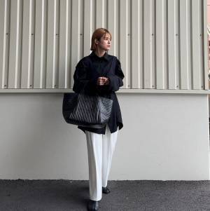 《何着あってもいい♡》【ユニクロ】カジュアルもクールもお任せあれ！「万能ワイドパンツ」