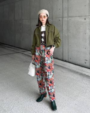 “大人カラー”の定番！【カーキアイテム】でカジュアルさをプラス♡