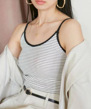 夏までずーっと活躍！【VIS】万能「カップ付きトップス」が可愛い♡