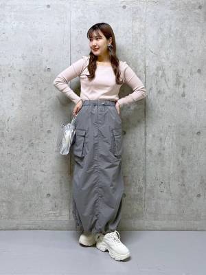 夏前にゲットしたい！ 華奢見えが目指せそう♡【タイトトップス】