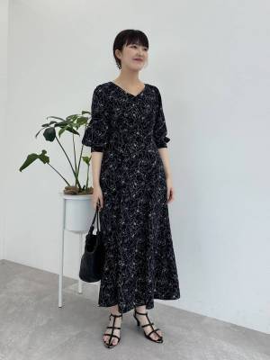 春夏も『黒』が優勝♡ 今季マストで買いたい【最旬ブラックワンピ】って？