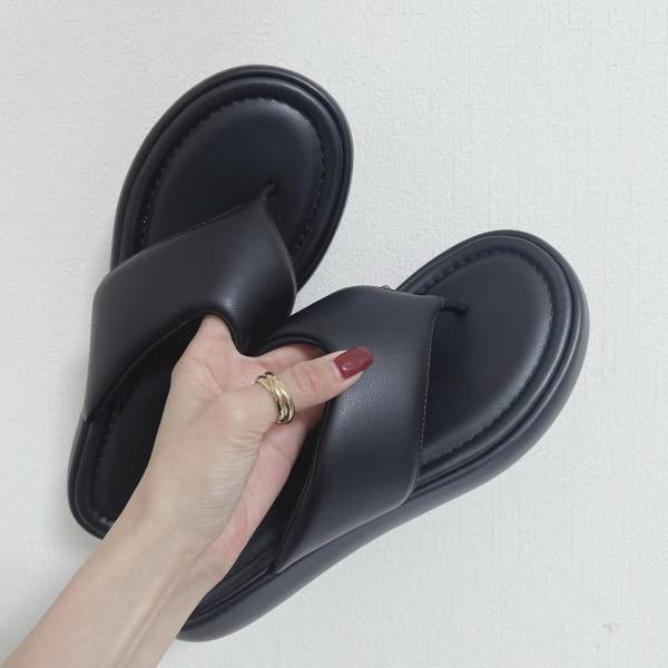 《とりあえずGETしておきたい♡》【GU】春夏コーデに欠かせない！「注目サンダル」