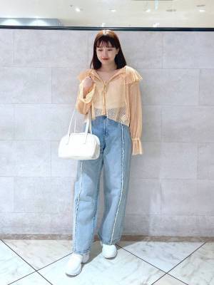 即マネしたい！ ヘルシーな肌見せなら【メッシュトップス】が正解♡