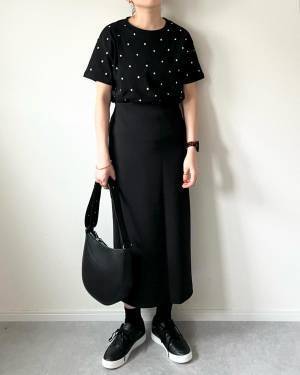 【ユニクロ】の本気を見た、、、！ オールシーズン着回せる♡「ロングスカート」