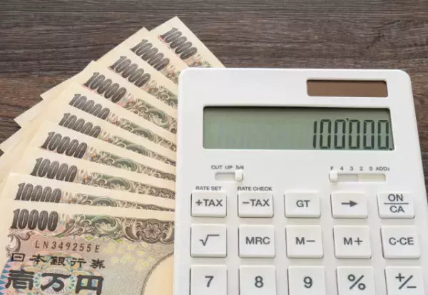 スーパーで…「レジ金が10万円マイナスです…」店長「はぁ！？」⇒次の瞬間、店長の【耳を疑う一言】に愕然！？