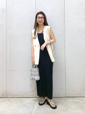 今季、狙いたい♡ 春夏も大人映えする【モノトーンワンピ】