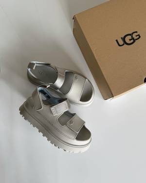 ＜今季の注目は？＞ 夏までに手に入れたい！【トレンドサンダル】