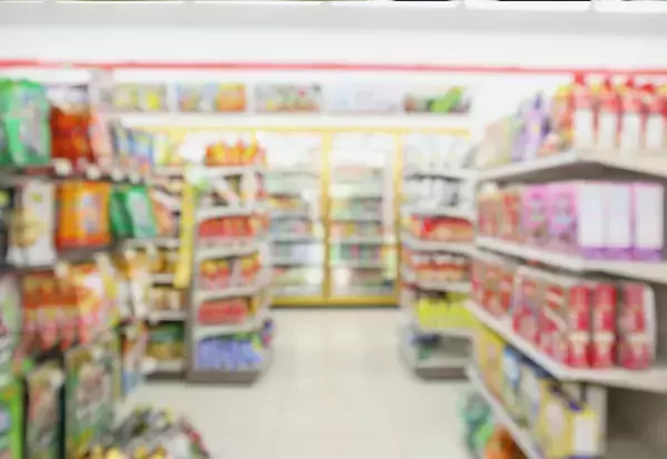 コンビニで…店員「それ玉ねぎだよね！？頭使いなよ！」突然の怒号！？⇒店員の【悪質な本性】に…私「…」