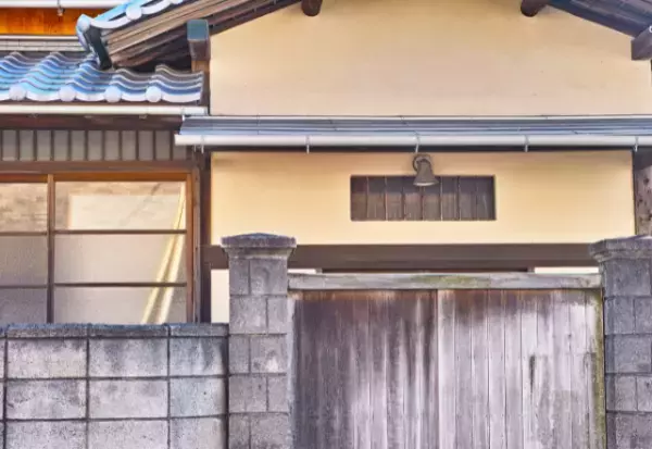 夫「次の連休、母さんたち来るから」私「…え？」義家族を勝手に呼ぶ夫…⇒しかし後日、妻が笑顔で言った【言葉】に…夫「はぁ！？」