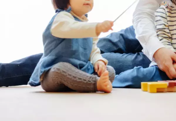 迷子センターにて…店員「先ほどお父さんが迎えに…」私「えっ？」夫は仕事中なのに…！？⇒直後、娘を【連れ去った犯人】が判明し唖然…