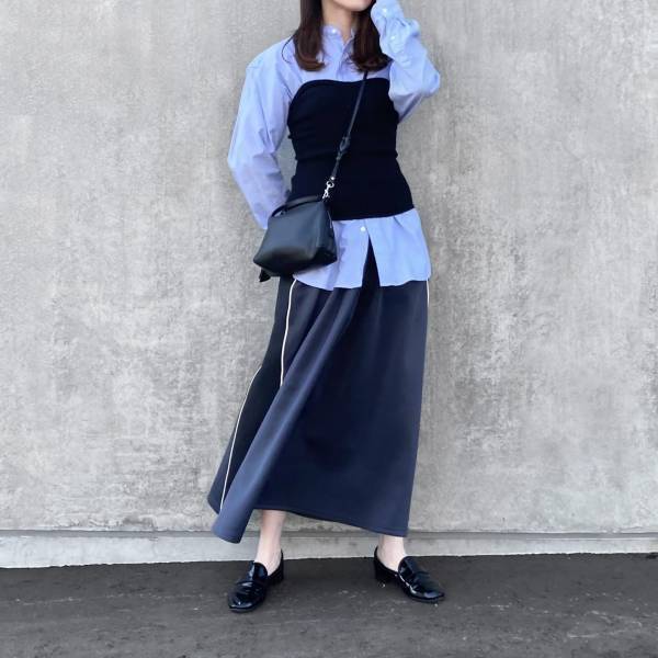 春夏は『ブルー』が爽やか♡【ユニクロ】とにかく着回ししやすい！「ブルーシャツ」