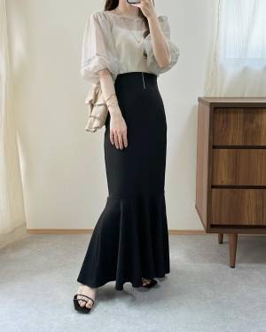 トキメキが止まらない♡【しまむら】コーデに抜け感プラス！「シアートップス」