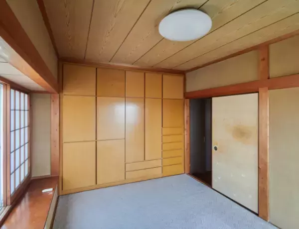 夫「家から出て行ってくれ」妻「私が？」義母からの暴力に抗議したら…“追放”された！？⇒後日、夫に【執念の反撃】を計画した結果