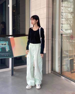 真似するだけで即オシャ見え！ シンプル & 上品♡【大人モノトーンコーデ】