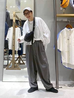 即マネしたい♡ 人気おしゃれスタッフさんの【ゆるっとパンツコーデ】って？