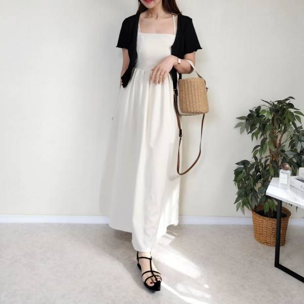 990円ってホント？！【GU】感動コスパ♡ 1枚あれば決まる「半袖トップス」