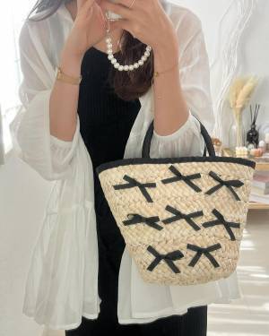 ＜夏のマストアイテム♡＞持つだけでこなれ感満載！【一癖カゴバッグ】