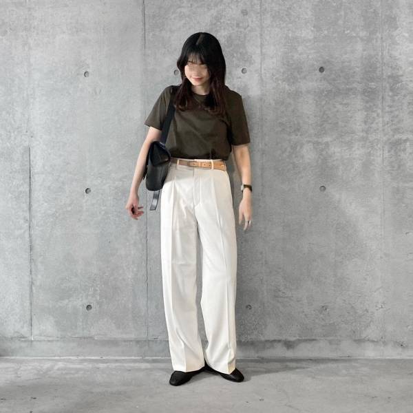 《何枚あっても困らない！》【ユニクロ】定番なのに王道可愛い♡「クルーネックT」