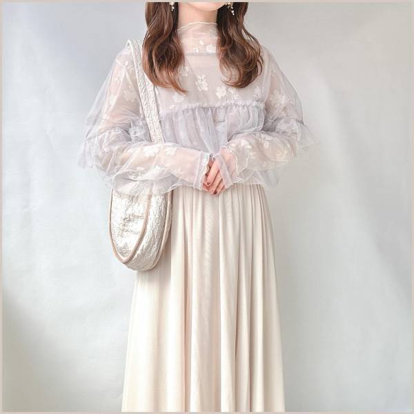 やっぱり「白」が可愛い♡【しまむら】デートやお出かけにピッタリ！「清楚系トップス」