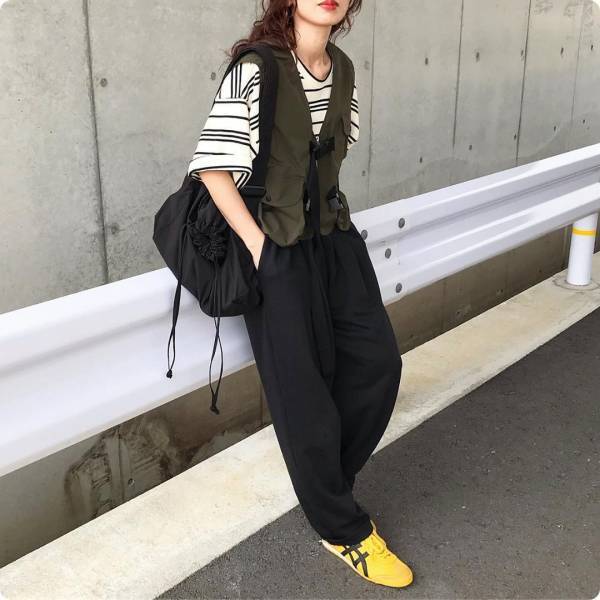 【ユニクロ】本気出してきた！！ お値段以上のクオリティ♡「ショルダーバッグ」