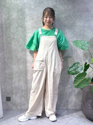 オシャレにも程があるッ！ コーデの差し色に【グリーン】が可愛い♡