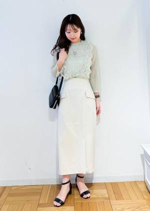 春夏こそ映える♡【ROPÉ PICNIC】着回し力高めな「淡色トップス」