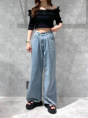 上品な肌見せがポイント♡ 大人の色気加速する！【オフショルトップス】