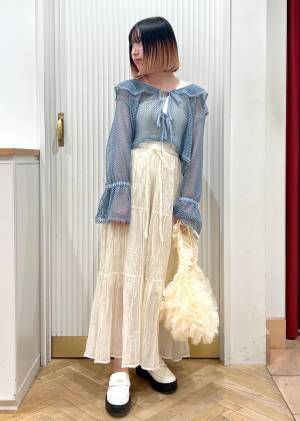 今季は“甘め”が正解♡【VIS】さりげなく取り入れたい！「ガーリーアイテム」