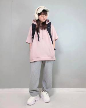 今季は『大きめ』に注目ッ！【GU】だぼっと感が可愛い♡「注目トップス」