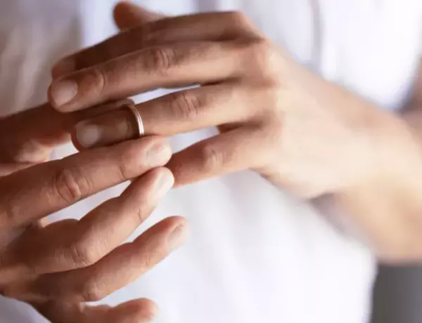 夫から突然“離婚宣告”！？妻「娘になんて言えばいいのよ…」夫「娘も賛成してる」妻「え！？」⇒数分後、娘に確認した結果…妻「そういうことね」