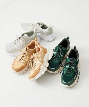 《低身長さん、必見！》今っぽ & 盛れる【厚底シューズ】って？