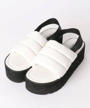 《低身長さん、必見！》今っぽ & 盛れる【厚底シューズ】って？