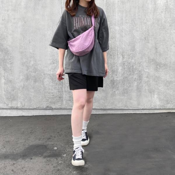 こりゃ、ヘビロテの予感♡【ユニクロ】週7で使いたい！「ショルダーバッグ」