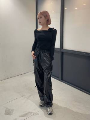 “デコルテ美人”が狙える♡ 今季マストで買いたい！【オフショルトップス】