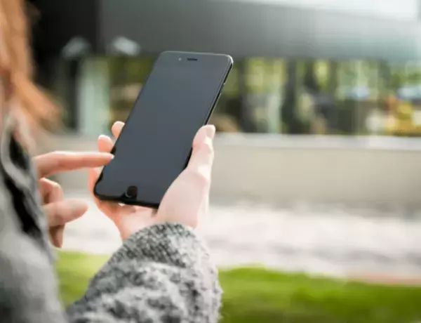 妹「お姉ちゃんの彼氏とデートしちゃった（笑）」姉「彼は海外にいるけど？」⇒直後【デート相手の正体】が判明し…妹「狂ってる！」