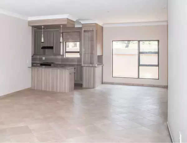 旅行から帰宅後…”夫と娘”が消えた！？急いで連絡すると…夫「もう家ないから（笑）」⇒直後【捨てられた理由】を知り…妻は顔面蒼白！