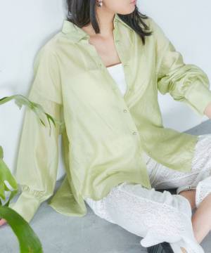 今季も【シアーシャツ】が可愛い♡ いま狙いたい「最旬アイテム」をチェック！