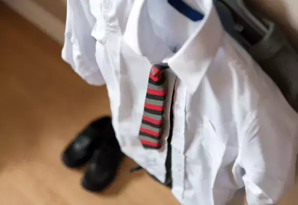 入学式前…『娘の制服』が消えた…！？店員「申し訳ございません」⇒だが半年後【店員の訪問】で状況が一変…