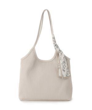 シーズンレスで活躍！ ワンポイントにしたい【プリーツバッグ】♡