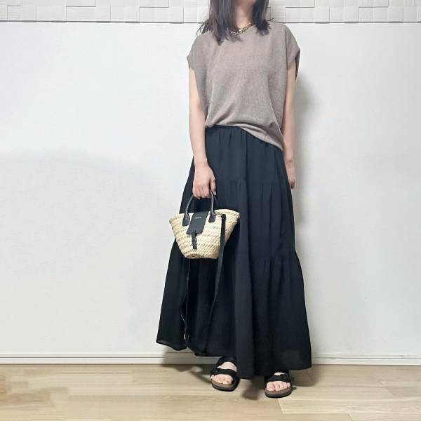 『大当たりアイテム』発見ッ！！【GU】二の腕カバーも叶う♡「最強トップス」